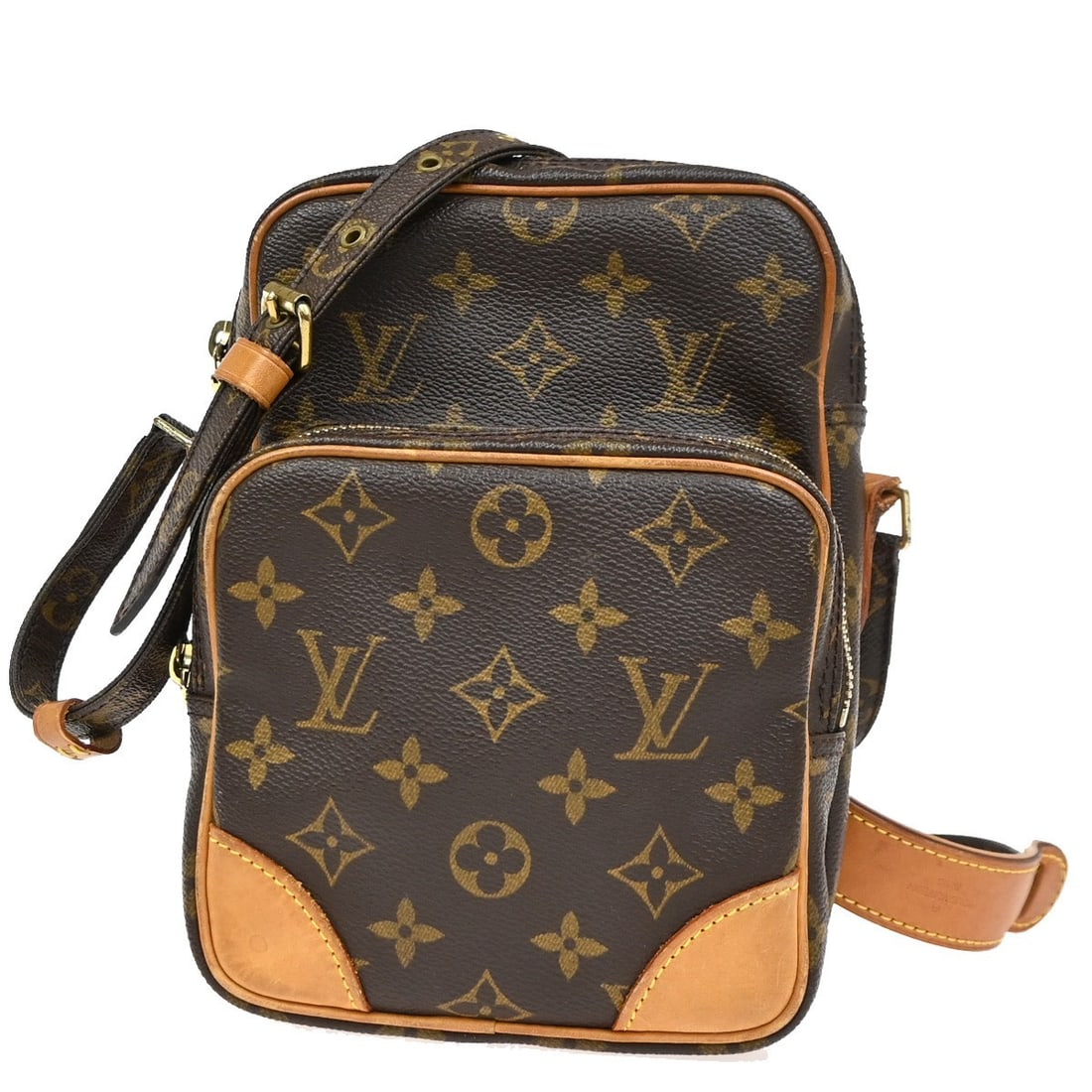 Amazone Shoulder Bag by Louis Vuitton in Monogram Canvas: Amazone Shoulder Bag by Louis Vuitton in Monogram Canvas This Louis Vuitton Amazone Bag features the signature monogram canvas in brown and is designed for unisex use. The bag is crafted from durable 