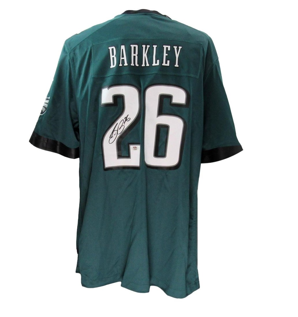 Saquon Barkley Autographed Green Nike Jersey Eagles PSA Authenticated: Saquon Barkley Autographed Green Nike Jersey Eagles PSA Authenticated This is an original, pre-owned Saquon Barkley signed green Nike football jersey representing the Philadelphia Eagles. It is a size