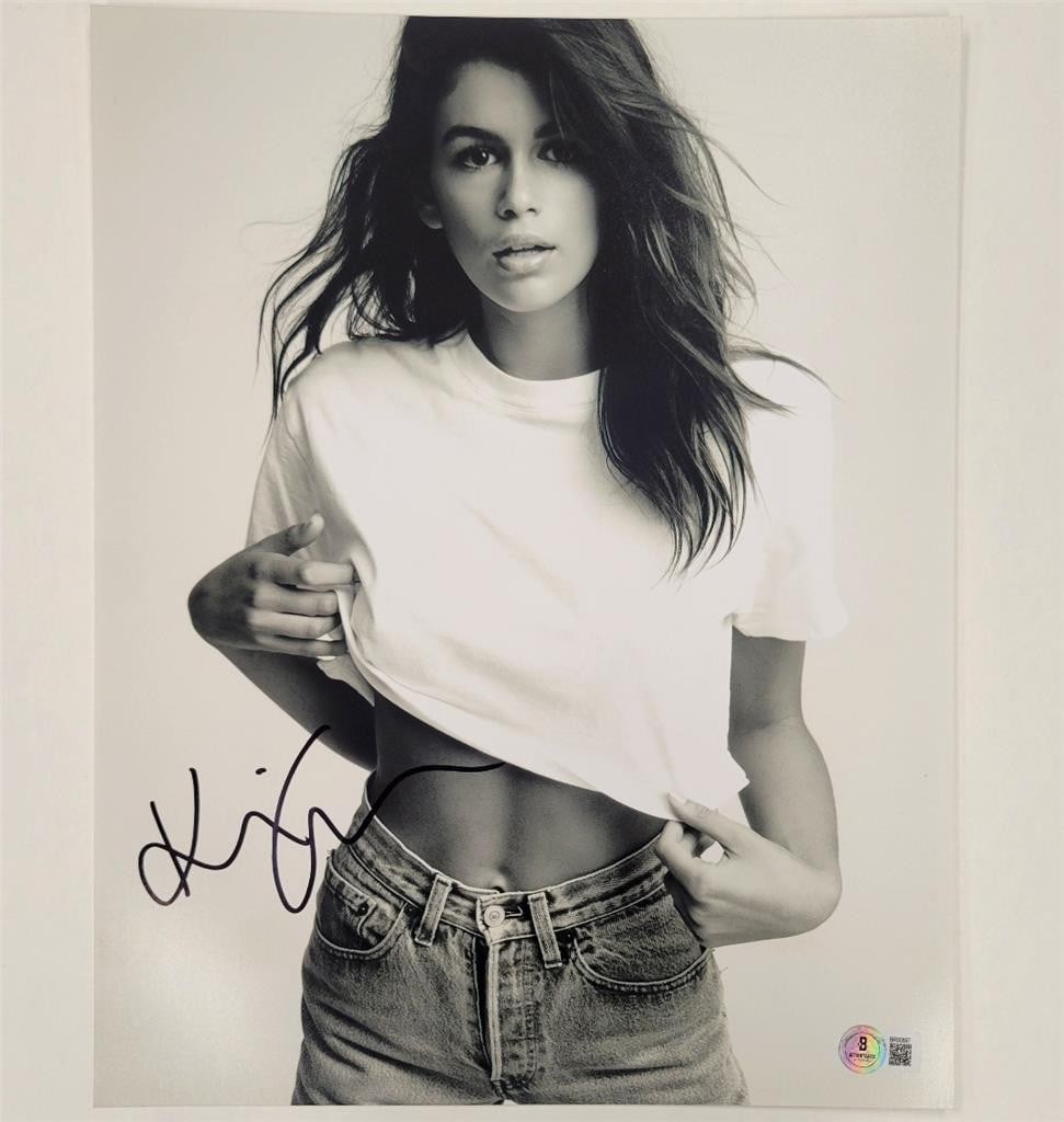 11x14 Photograph Signed by Kaia Gerber with Beckett Authentication: 11x14 Photograph Signed by Kaia Gerber with Beckett Authentication This is an original 11x14 photograph signed by Kaia Gerber, renowned actress and model. The autograph has been authenticated by Becke