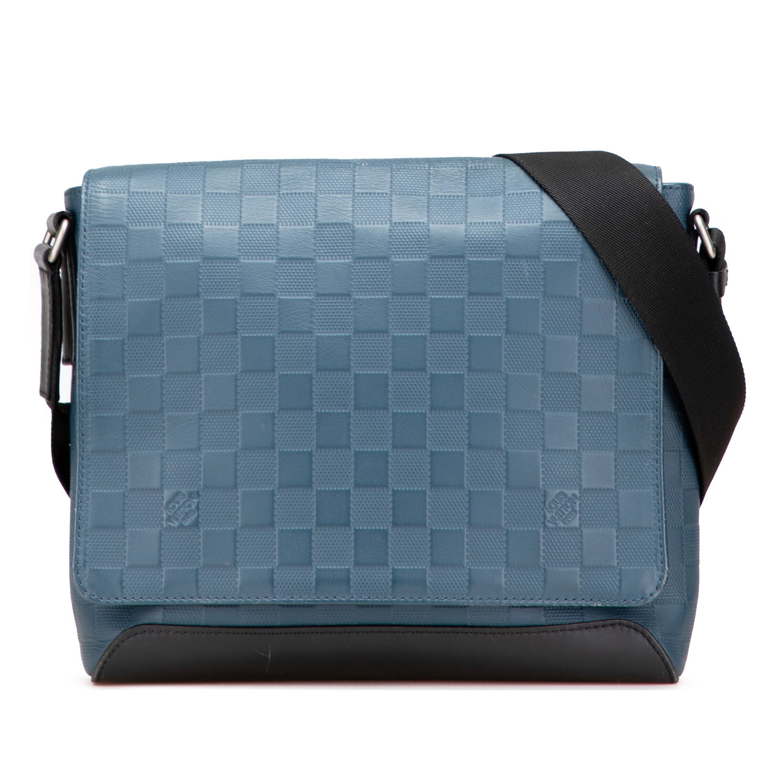 Louis Vuitton Damier Infini District PM Leather Bag Blue: Louis Vuitton Damier Infini District PM Leather Bag Blue The Louis Vuitton Damier Infini District PM is a stylish and functional bag crafted from high-quality leather. It features an adjustable flat c