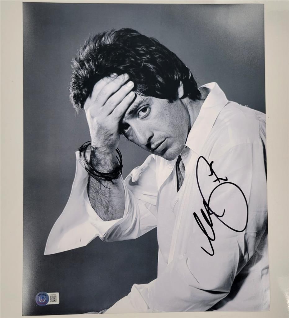 Al Pacino Scarface Signed 11x14 Photo Beckett Authenticated: Al Pacino Scarface Signed 11x14 Photo Beckett Authenticated This is an original 11x14 photograph signed by the legendary actor Al Pacino, known for his iconic role in the movie Scarface. The autograph