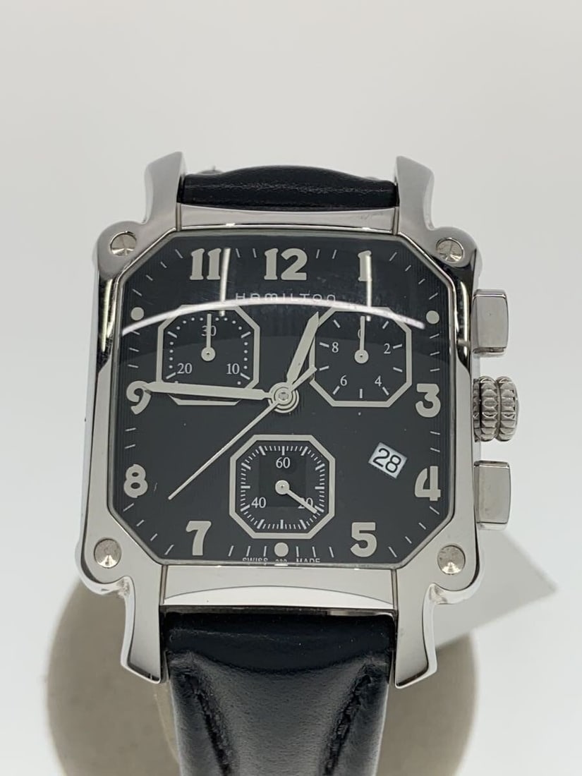 Hamilton Lloyd Quartz Chronograph Men's Leather Watch H194120: Hamilton Lloyd Quartz Chronograph Men's Leather Watch H194120 This Hamilton Lloyd Chronograph Quartz men's wristwatch features a black dial and a leather band. Manufactured in Switzerland, it is desig