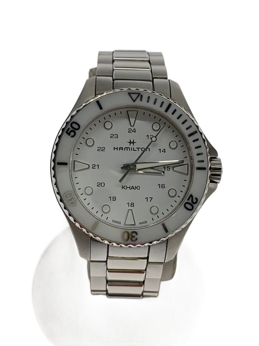 Hamilton Khaki Scuba White Quartz Men's Wristwatch H822210: Hamilton Khaki Scuba White Quartz Men's Wristwatch H822210 This is a Hamilton Khaki Scuba Quartz H822210 men's wristwatch, crafted in Switzerland. The watch features a white dial and is designed for