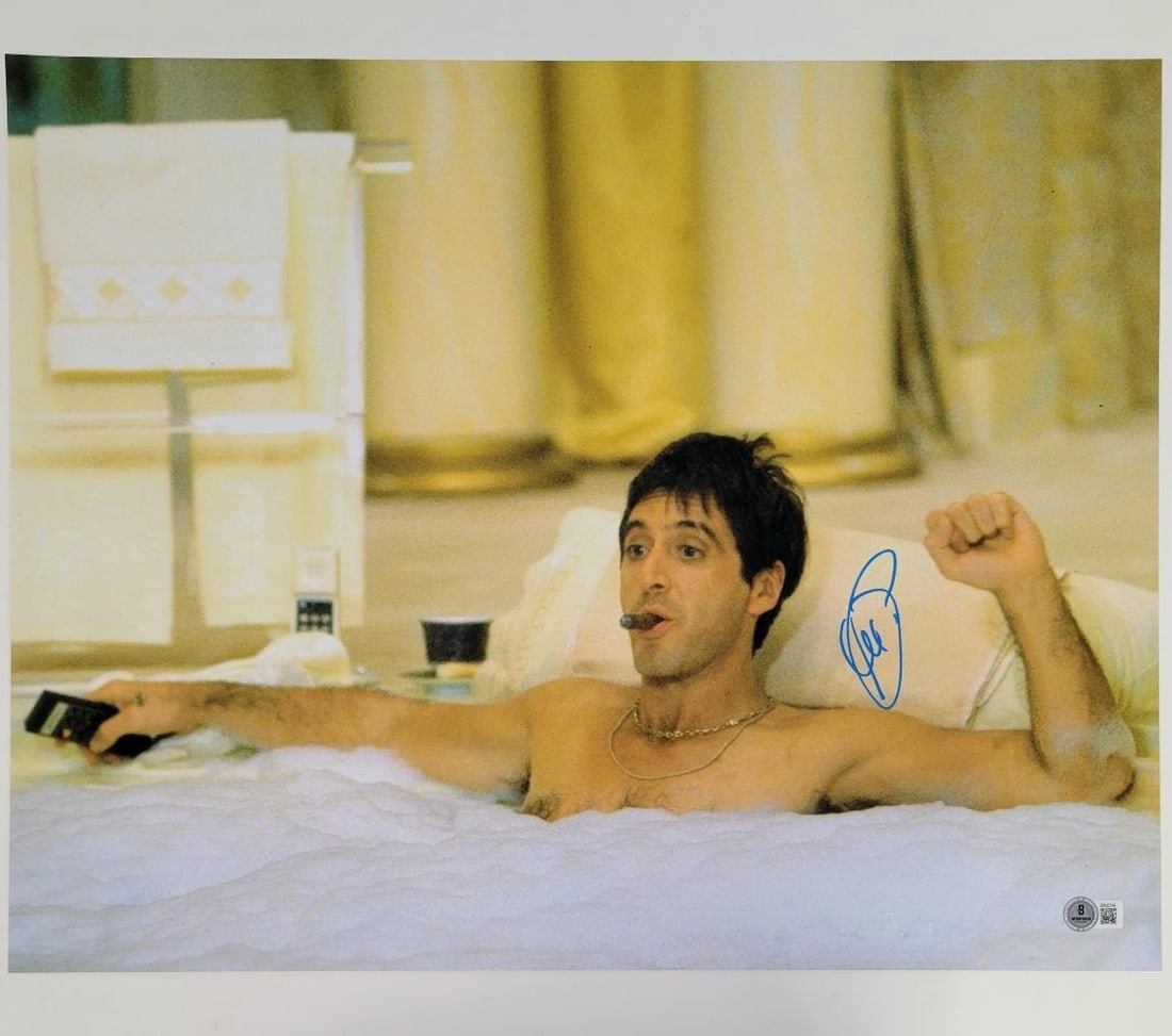 Al Pacino Scarface 16x20 Photo Autographed Beckett BAS: Al Pacino Scarface 16x20 Photo Autographed Beckett BAS Capture a piece of cinematic history with this original 16x20 photograph from the iconic movie Scarface, featuring a bold autograph from Al Pacin