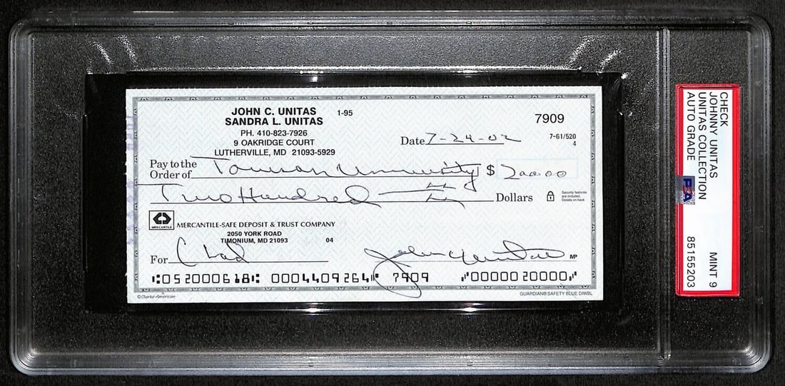 Johnny Unitas Signed Check PSA/DNA MINT 9 Baltimore Colts: Johnny Unitas Signed Check PSA/DNA MINT 9 Baltimore Colts Offered is a Johnny Unitas signed Baltimore Colts cancelled bank check dated July 24, 2002. This original check is authenticated by PSA/DNA, g