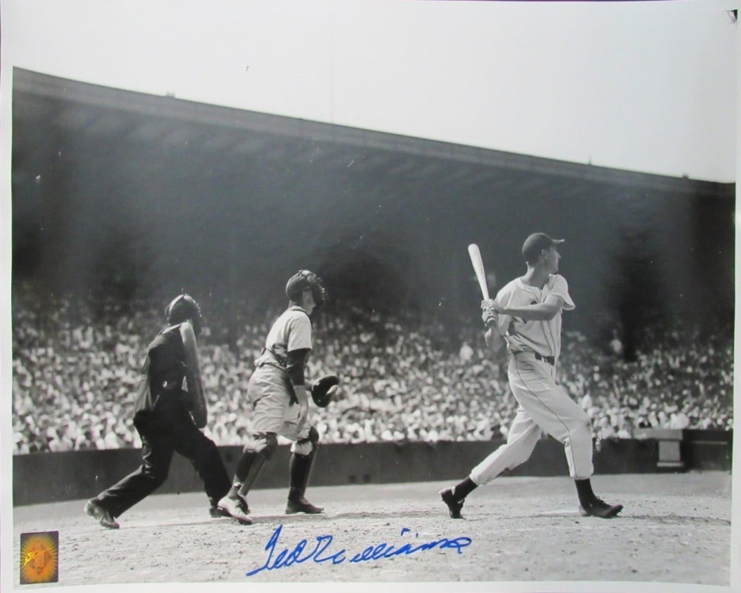 Ted Williams Signed 16x20 Black and White Photo With Green Diamond Hologram: Ted Williams Signed 16x20 Black and White Photo With Green Diamond Hologram This is an original 16x20 inch black and white photograph, hand-signed by Hall of Famer Ted Williams. The autograph is authe