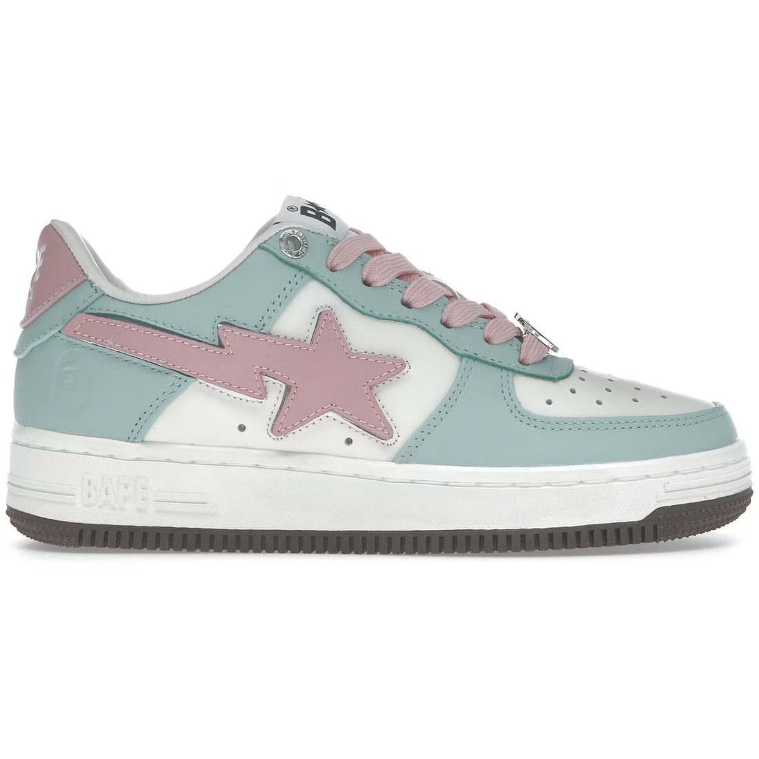 Green Pink Bape Sta #4 Low Sneakers by A Bathing Ape Size 8.5 Men 10 Women: Green Pink Bape Sta #4 Low Sneakers by A Bathing Ape Size 8.5 Men 10 Women The A Bathing Ape Bape Sta #4 Low in Green and Pink features a bold green leather upper with vibrant pink accents, highlighte