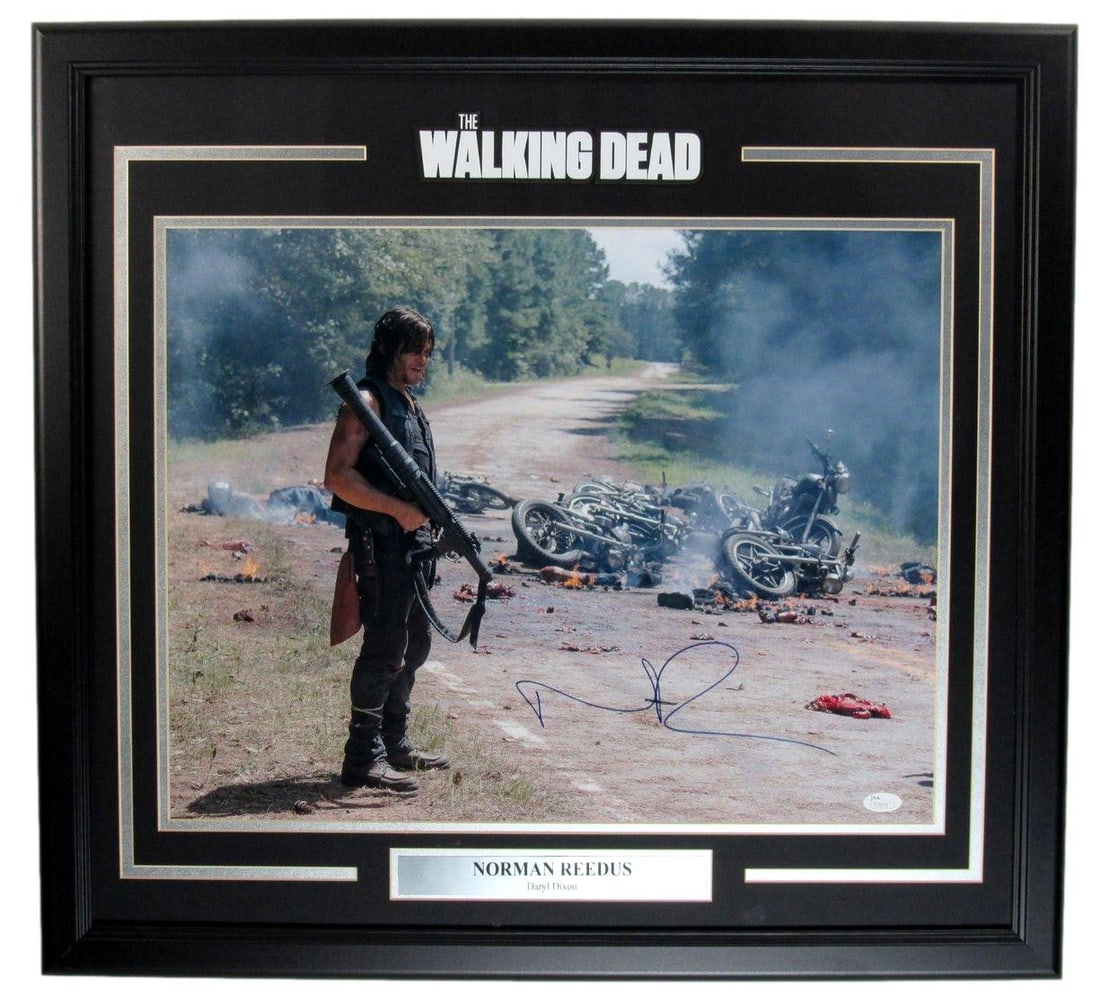 16x20 Signed Photograph Norman Reedus as Daryl Dixon JSA Authenticated: 16x20 Signed Photograph Norman Reedus as Daryl Dixon JSA Authenticated This is an original autographed 16x20 photo of Norman Reedus as Daryl Dixon from The Walking Dead. The autograph is authenticated