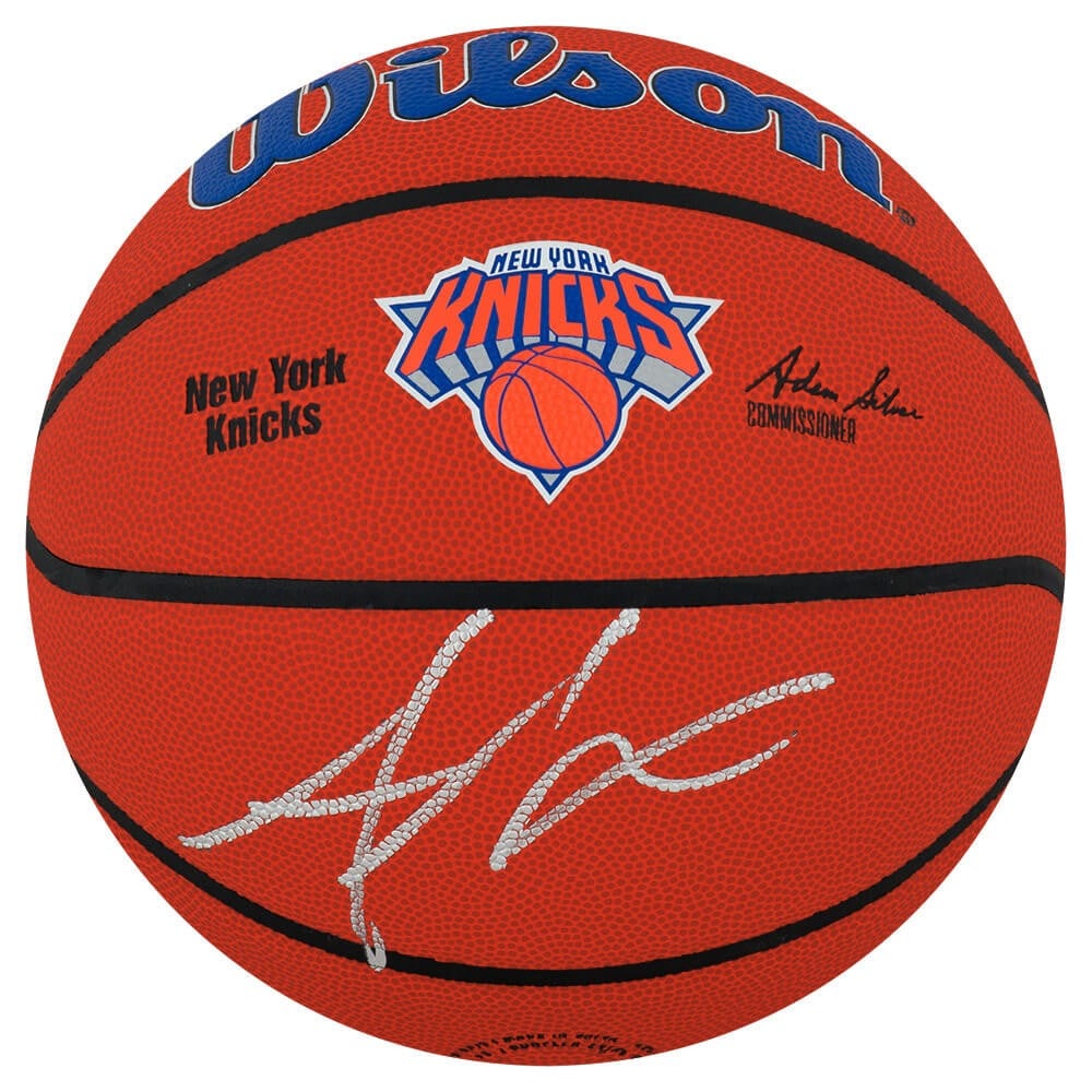 Amar'e Stoudemire Signed Knicks Logo NBA Basketball with COA: Amar'e Stoudemire Signed Knicks Logo NBA Basketball with COA This is an original signed Wilson basketball featuring the New York Knicks logo, autographed by Amar'e Stoudemire. The ball is a prime coll