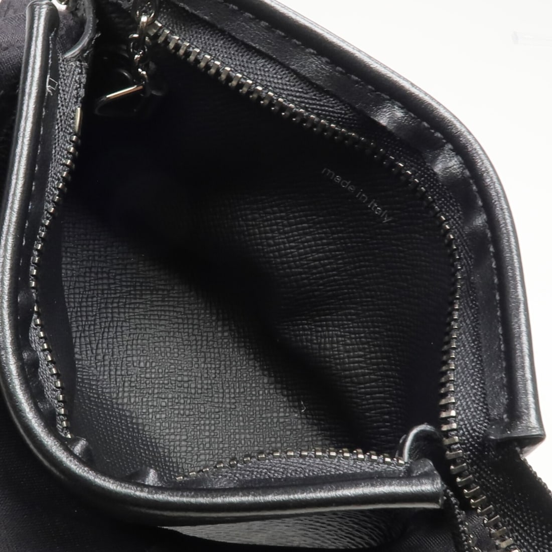 Louis Vuitton Monogram Eclipse Black Key Pouch M82776 - 10