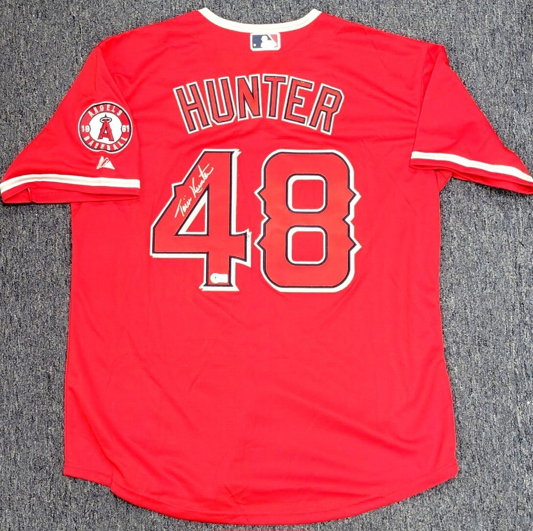 Torii Hunter Autographed Angels Jersey Beckett BAS Authenticated: Torii Hunter Autographed Angels Jersey Beckett BAS Authenticated This Los Angeles Angels jersey is signed by the legendary baseball player Torii Hunter, making it a must-have for any fan or collector.
