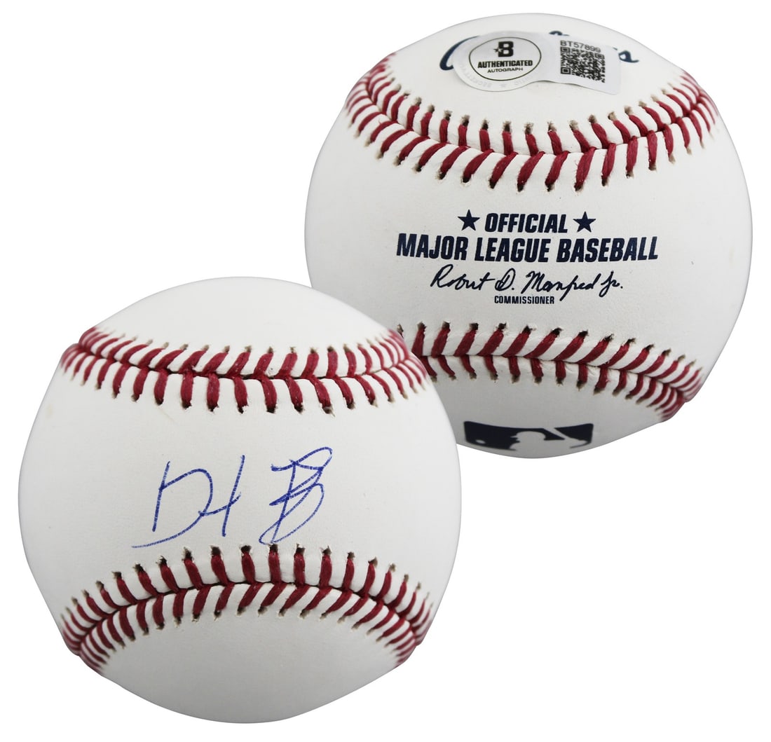 Dave Portnoy Signed Manfred OML Baseball with Beckett Authentication: Dave Portnoy Signed Manfred OML Baseball with Beckett Authentication This authentic Manfred OML baseball has been personally signed by Dave Portnoy, the founder of Barstool Sports. The signature comes