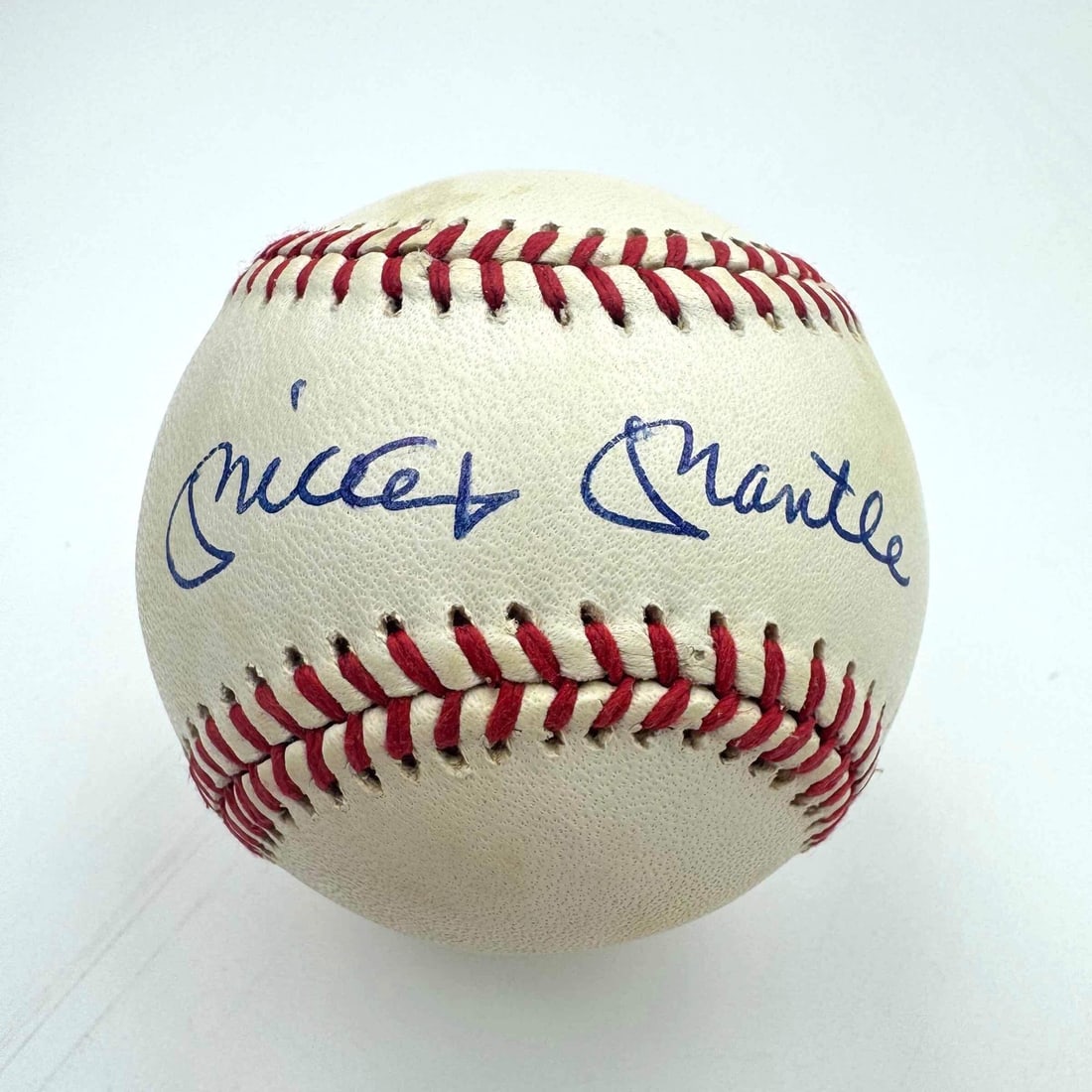 Mickey Mantle Signed Rawlings Baseball JSA 9 Graded New York Yankees: Mickey Mantle Signed Rawlings Baseball JSA 9 Graded New York Yankees This is an authentic autographed Mickey Mantle Rawlings Sweet Spot Baseball, featuring a pristine signature graded at 9 by James Sp