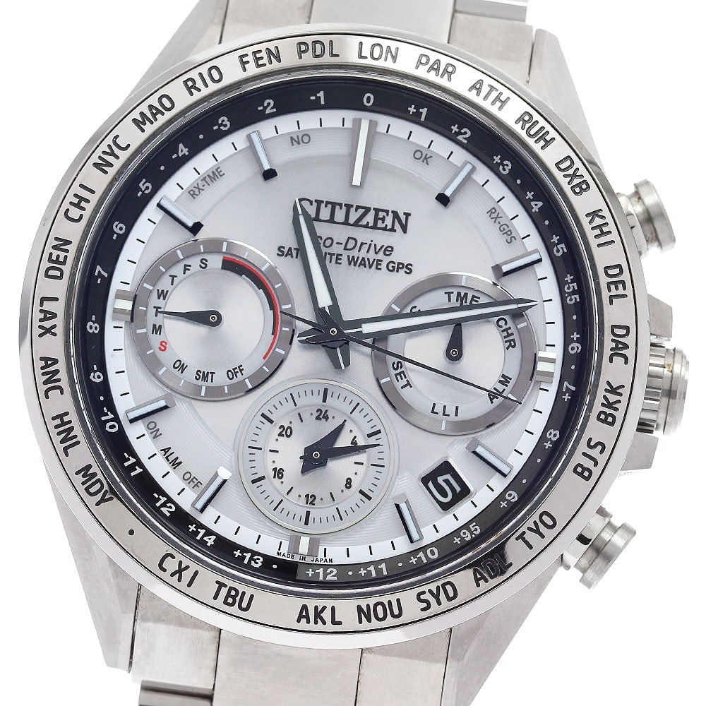 Citizen Attesa Titanium Solar Radio Controlled Men's Wristwatch: Citizen Attesa Titanium Solar Radio Controlled Men's Wristwatch This is a pre-owned Citizen Attesa Eco-Drive GPS Solar men's wristwatch, model CC4010-80A/F950-T026656. The watch features a titanium ca