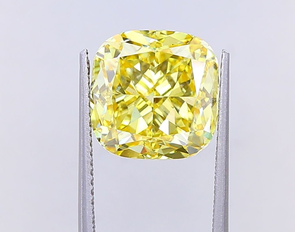 Loose Diamond - CUSHION MODIFIED 7.52ct Fancy Vivid Yellow VS1: Loose Diamond - CUSHION MODIFIED 7.52ct Fancy Vivid Yellow VS1 Source: This is a real non-mined Diamond that has been grown in a lab Shape: CUSHION MODIFIED Carats: 7.52 Color: Fancy Vivid Yellow