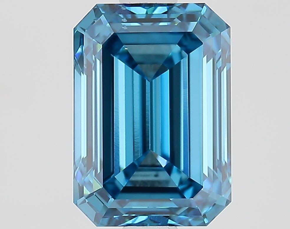 Loose Diamond - EMERALD 2.01ct Fancy Vivid Blue VS2: Loose Diamond - EMERALD 2.01ct Fancy Vivid Blue VS2 Source: This is a real non-mined Diamond that has been grown in a lab Shape: EMERALD Carats: 2.01 Color: Fancy Vivid Blue Certification: IGI Video:
