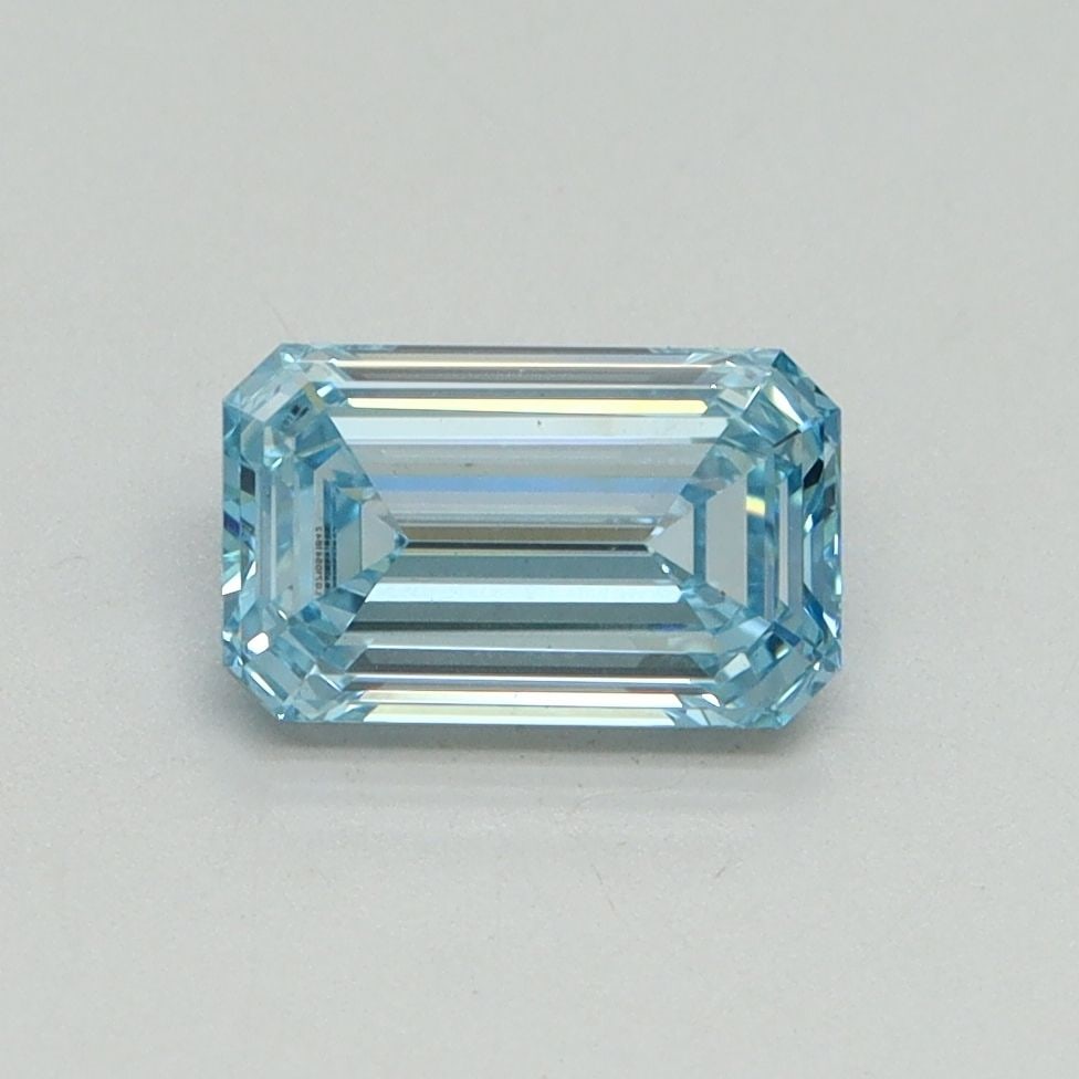 Loose Diamond - EMERALD 1.02ct Fancy Vivid Blue VS1: Loose Diamond - EMERALD 1.02ct Fancy Vivid Blue VS1 Source: This is a real non-mined Diamond that has been grown in a lab Shape: EMERALD Carats: 1.02 Color: Fancy Vivid Blue Certification: IGI Video: