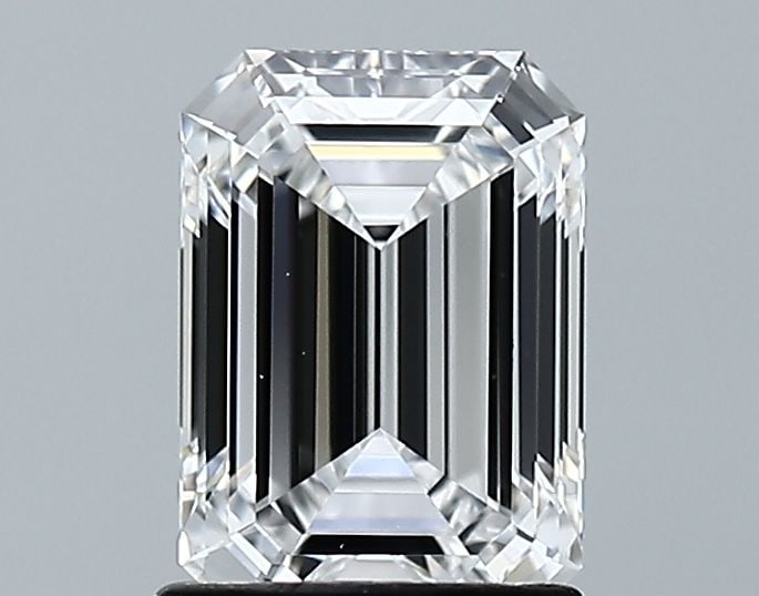Loose Diamond - EMERALD 1.43ct D VVS1: Loose Diamond - EMERALD 1.43ct D VVS1 Source: This is a real non-mined Diamond that has been grown in a lab Shape: EMERALD Carats: 1.43 Color: D Clarity: VVS1 Certification: GIA Video: