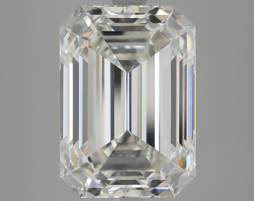 Loose Diamond - EMERALD 7.02ct G VVS2: Loose Diamond - EMERALD 7.02ct G VVS2 Source: This is a real non-mined Diamond that has been grown in a lab Shape: EMERALD Carats: 7.02 Color: G Clarity: VVS2 Certification: IGI Video: