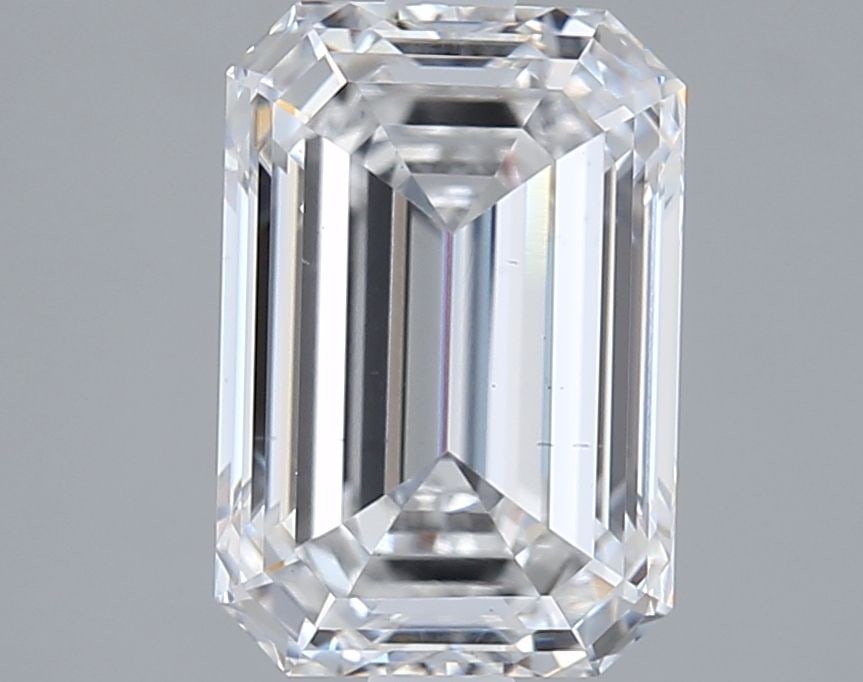 Loose Diamond - EMERALD 2.56ct D VS2: Loose Diamond - EMERALD 2.56ct D VS2 Source: This is a real non-mined Diamond that has been grown in a lab Shape: EMERALD Carats: 2.56 Color: D Clarity: VS2 Certification: IGI Video: