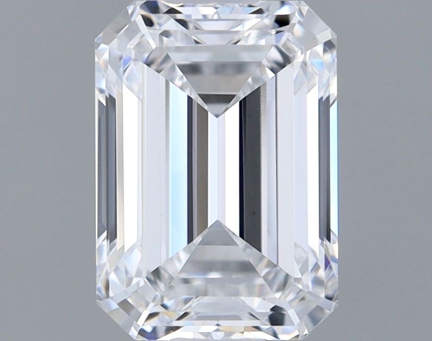 Loose Diamond - EMERALD 1.0ct D VS1: Loose Diamond - EMERALD 1.0ct D VS1 Source: This is a real non-mined Diamond that has been grown in a lab Shape: EMERALD Carats: 1.0 Color: D Clarity: VS1 Certification: IGI Video: