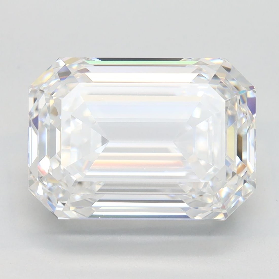 Loose Diamond - EMERALD 5.25ct E VVS1: Loose Diamond - EMERALD 5.25ct E VVS1 Source: This is a real non-mined Diamond that has been grown in a lab Shape: EMERALD Carats: 5.25 Color: E Clarity: VVS1 Certification: GIA Video: