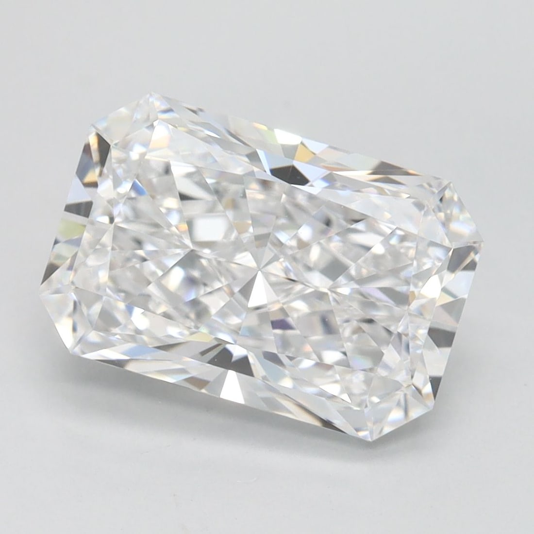 Loose Diamond - RADIANT 3.01ct D FL: Loose Diamond - RADIANT 3.01ct D FL Source: This is a real non-mined Diamond that has been grown in a lab Shape: RADIANT Carats: 3.01 Color: D Clarity: FL Certification: IGI Video:
