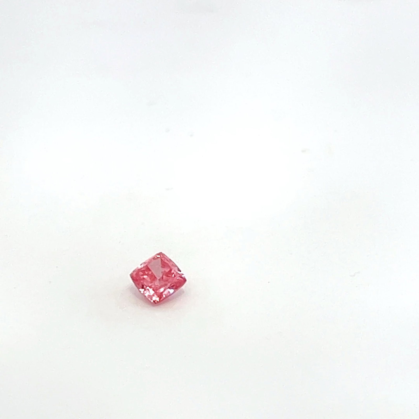 Loose Diamond - CUSHION BRILLIANT 0.62ct Fancy Pink VS1: Loose Diamond - CUSHION BRILLIANT 0.62ct Fancy Pink VS1 Source: This is a real non-mined Diamond that has been grown in a lab Shape: CUSHION BRILLIANT Carats: 0.62 Color: Fancy Pink Certification: