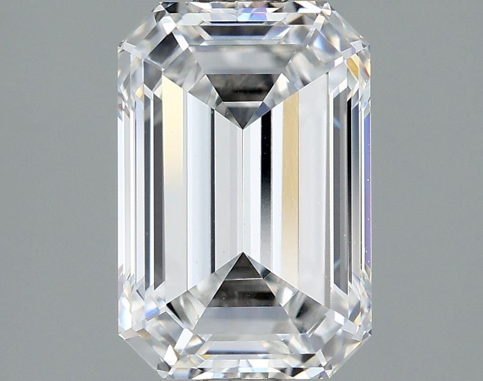 Loose Diamond - EMERALD 2.02ct E VVS1: Loose Diamond - EMERALD 2.02ct E VVS1 Source: This is a real non-mined Diamond that has been grown in a lab Shape: EMERALD Carats: 2.02 Color: E Clarity: VVS1 Certification: HRD Video: