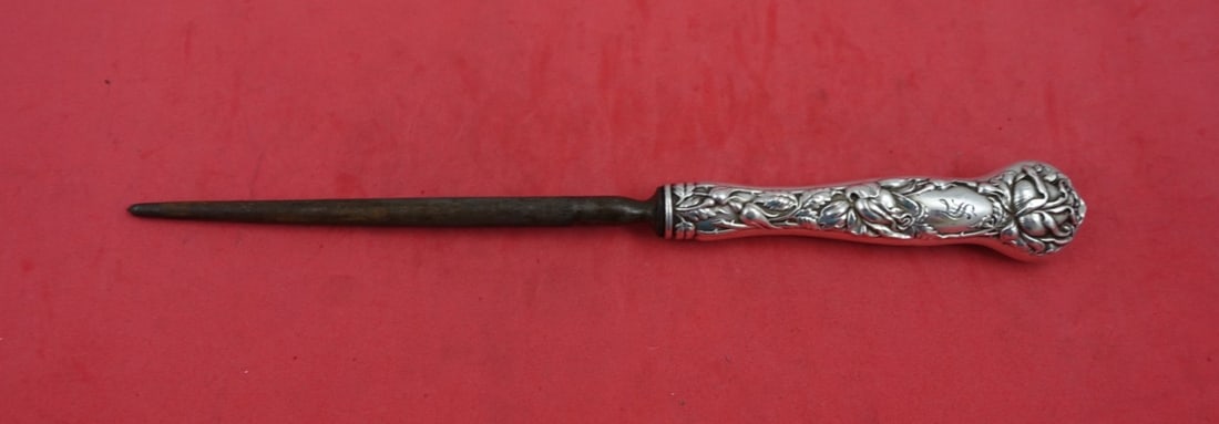 Alvin Bridal Rose Sterling Silver Steak Hone 9.5 Inch: Alvin Bridal Rose Sterling Silver Steak Hone 9.5 Inch This exquisite Bridal Rose carving hone by Alvin features a sterling silver hollow handle and a steel implement, measuring 9 1/2". Crafted between