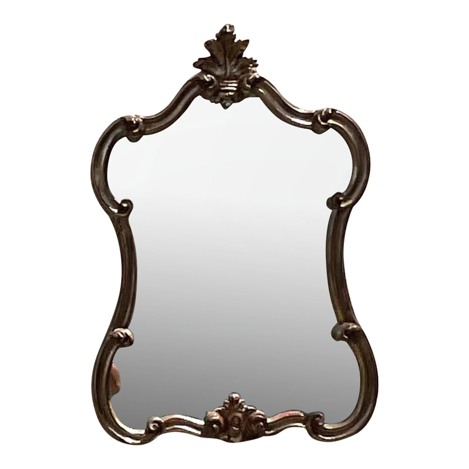 Handcrafted Vintage Regency Silver Leaf Mirror USA 24 x 35: Handcrafted Vintage Regency Silver Leaf Mirror USA 24 x 35 Enhance your decor with this Vintage Regency Silver Leaf Mirror, a stunning blend of classic design and meticulous craftsmanship. Handmade in