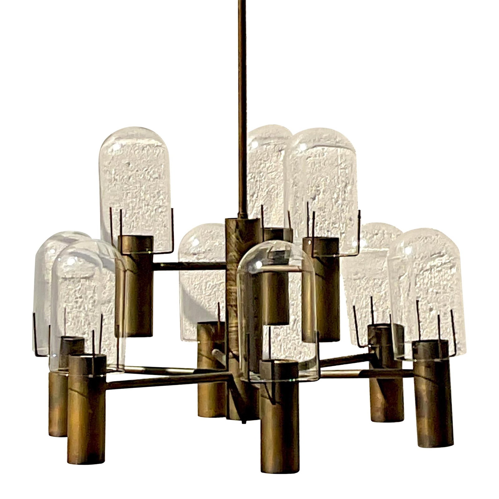 Vintage Boho Stuart Barnes Brass Chandelier 25x25x32: Vintage Boho Stuart Barnes Brass Chandelier 25x25x32 Revitalize your home decor with the Vintage Boho Stuart Barnes for Robert Long Burnished Brass Chandelier. This stunning fixture combines bohemian 