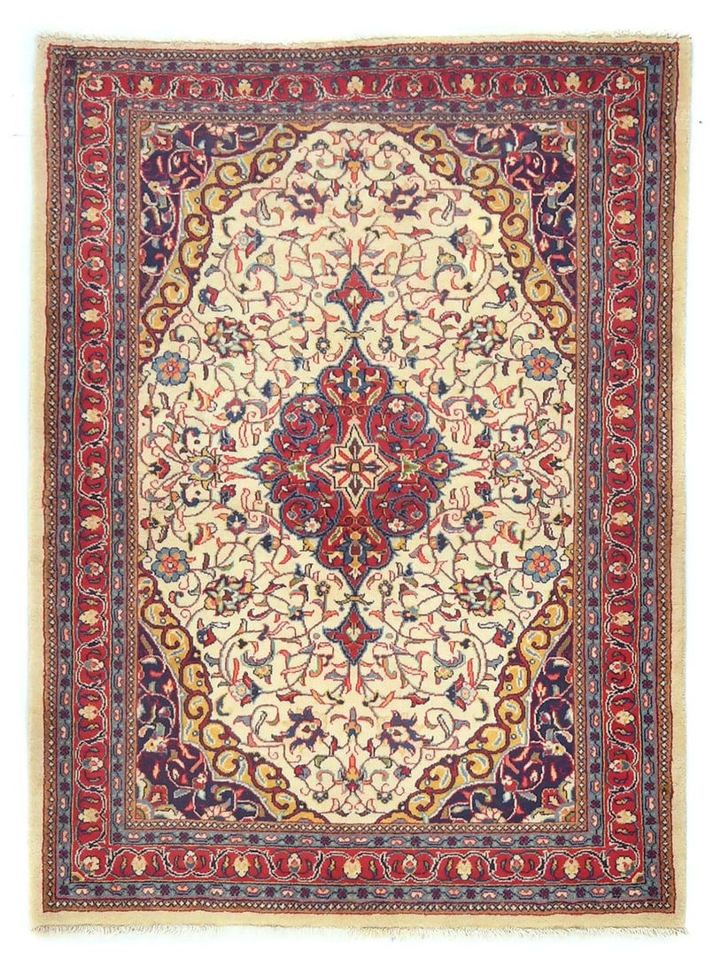 Vintage Floral Wool Oriental Rug 3'6 x 4'7 Eco Friendly Handmade: Vintage Floral Wool Oriental Rug 3'6 x 4'7 Eco Friendly Handmade Enhance your living space with this stunning Vintage Wool Oriental Rug, featuring a beautiful floral pattern in a harmonious blend of c
