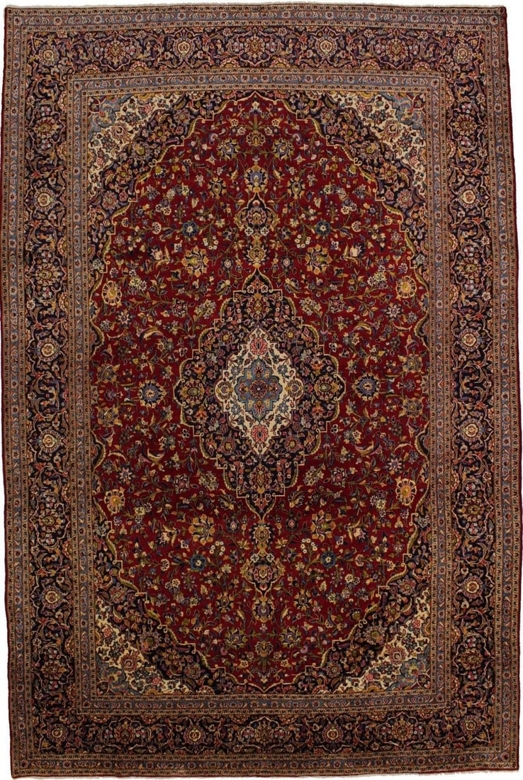 Vintage Hand-Knotted 9'10 x 15'0 Floral Oriental Rug Wool: Vintage Hand-Knotted 9'10 x 15'0 Floral Oriental Rug Wool Enhance your living space with this stunning 10X15 oversized hand-knotted palatial Oriental rug. Crafted from premium wool, this traditional f