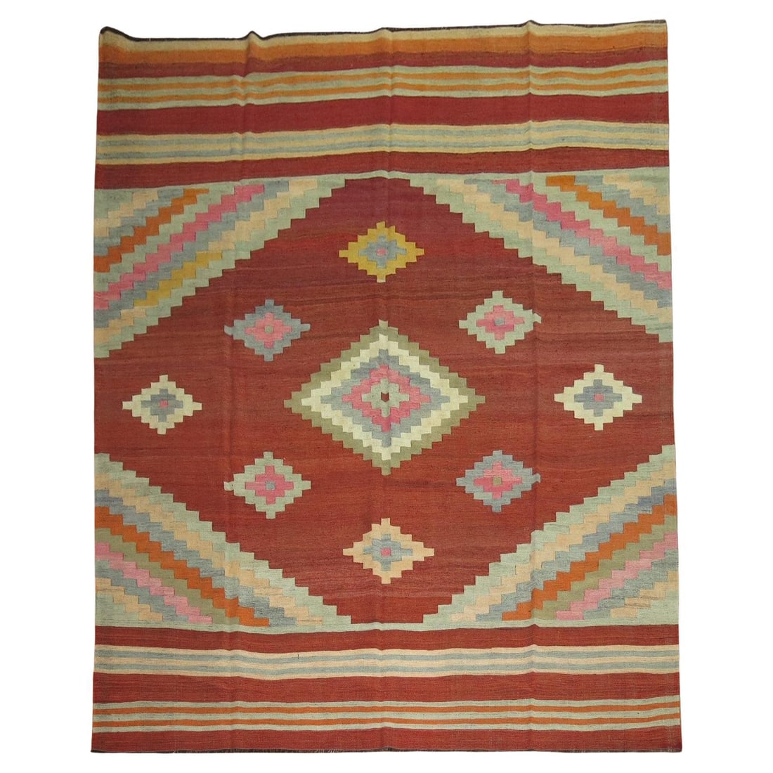 Zabihi Collection Mid-20th Century Turkish Kilim Rug 101 x 138: Zabihi Collection Mid-20th Century Turkish Kilim Rug 101 x 138 This exquisite vintage Turkish Kilim features a striking Native American style, hand-knotted from high-quality wool. Measuring 8'5'' x 11