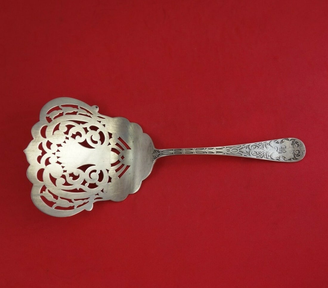 Mount Vernon Sterling Silver Sheraton Asparagus Server 10 3/8 inches: Mount Vernon Sterling Silver Sheraton Asparagus Server 10 3/8 inches This exquisite Sterling Silver Asparagus Server, crafted by Mount Vernon in the elegant Sheraton pattern, measures 10 3/8 inches. D