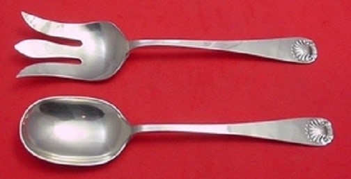 Old Newbury Crafters Windsor Shell Sterling Silver Salad Serving Set 2pc: Old Newbury Crafters Windsor Shell Sterling Silver Salad Serving Set 2pc Enhance your dining experience with this exquisite 2-piece Sterling Silver Salad Serving Set by Old Newbury Crafters, featuring