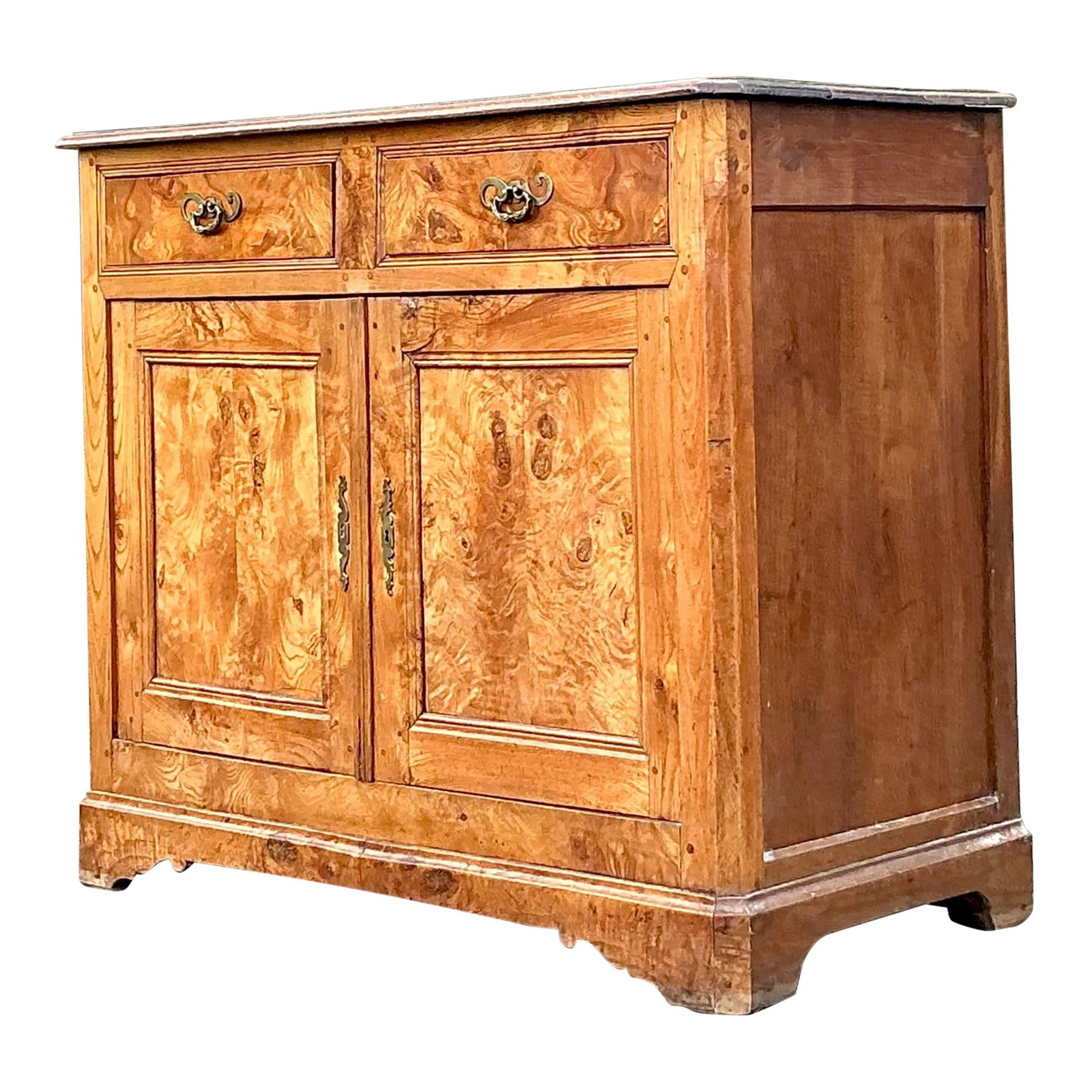Antique 19th Century Burl Wood Sideboard with Brass Pulls: Antique 19th Century Burl Wood Sideboard with Brass Pulls This exquisite 19th-century burl wood sideboard showcases timeless craftsmanship, characterized by its rich wood grain and warm patina. The