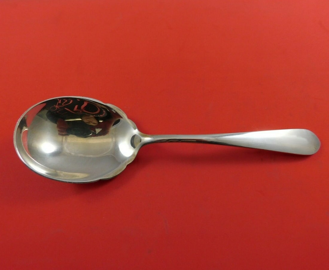 Kirk-Stieff Wadefield Sterling Silver Berry Spoon Ruffled Shoulders 8.25" (1 of 2)