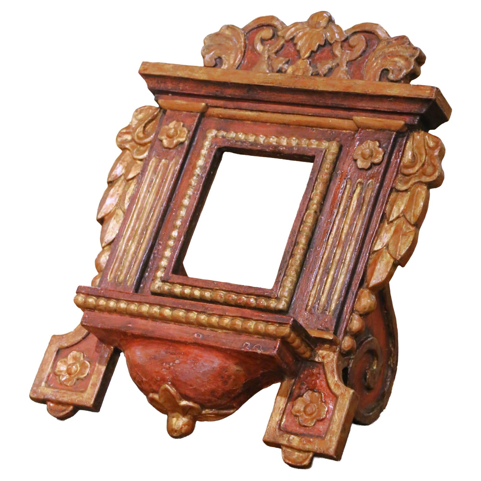 Italian Baroque Revival Gilt and Carved Wood Book Stand Circa 1880: Italian Baroque Revival Gilt and Carved Wood Book Stand Circa 1880 This late 19th-century Italian Baroque Revival lectern or book stand features exquisite hand-carved wood, richly adorned with gilt an