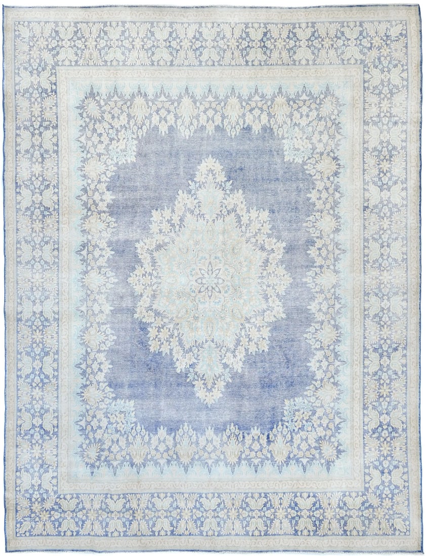 Vintage Handmade 10 x 13 Floral Wool Oriental Rug: Vintage Handmade 10 x 13 Floral Wool Oriental Rug Enhance your living space with this stunning handmade antique muted floral distressed Oriental rug. This vintage carpet, measuring 9'8" x 12'11" (10 x