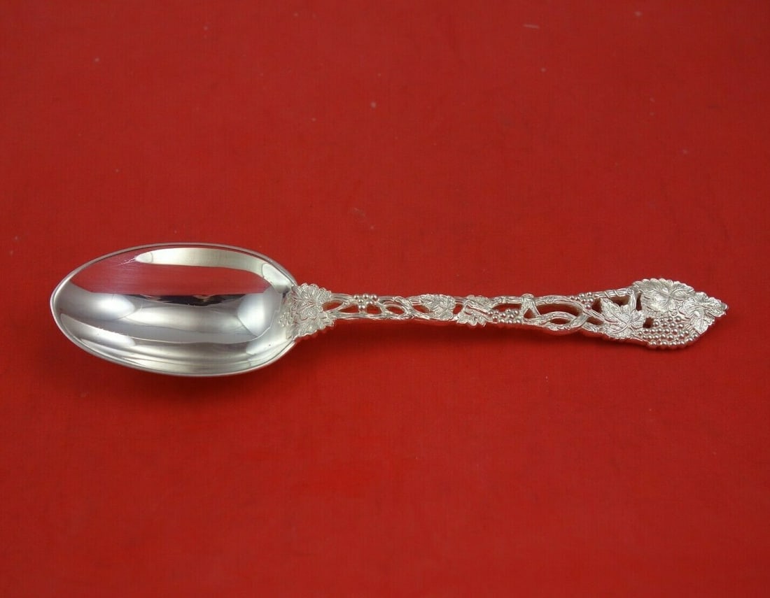 Asprey Chased and Pierced Vine Sterling Silver Place Soup Spoon: Asprey Chased and Pierced Vine Sterling Silver Place Soup Spoon This exquisite place soup spoon from Asprey features the elegant Chased and Pierced Vine pattern. Crafted from high-quality sterling sil