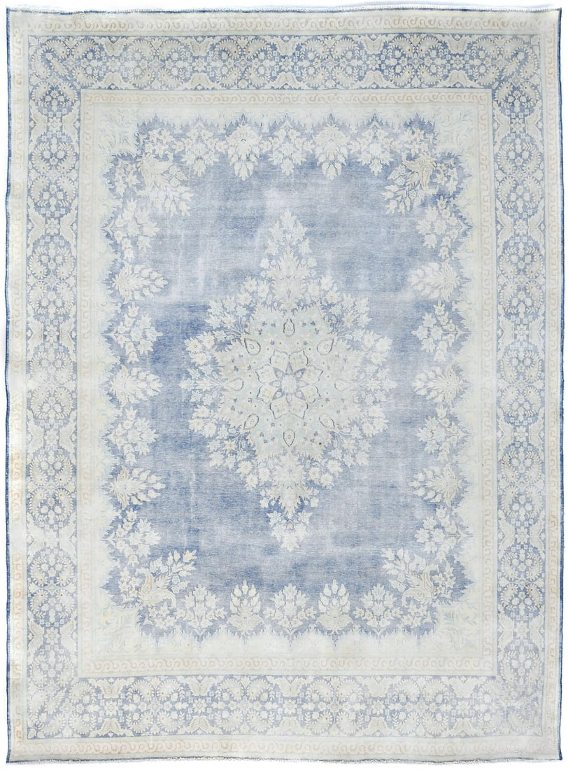 Vintage 1950s Western Asian Wool Floral Rug 9'4 x 12'5 Hand-Knotted Area Carpet: Vintage 1950s Western Asian Wool Floral Rug 9'4 x 12'5 Hand-Knotted Area Carpet This antique hand-knotted Oriental rug features a distressed, vintage design with muted floral patterns in navy blue, cr
