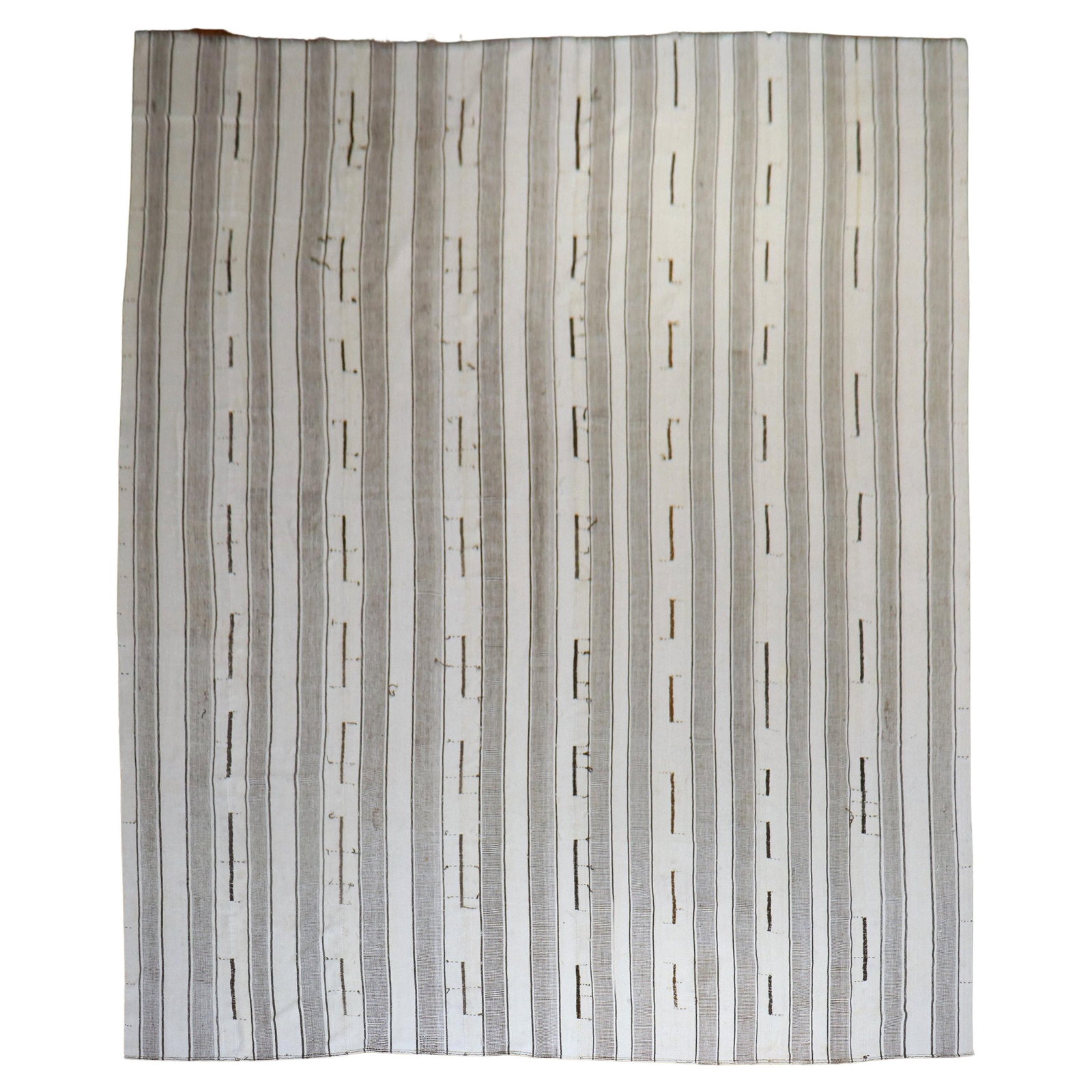 Zabihi Oversize Vintage Turkish Kilim Hand-Knotted Wool 11'4 x 17 Modern Design: Zabihi Oversize Vintage Turkish Kilim Hand-Knotted Wool 11'4 x 17 Modern Design Discover the exquisite Zabihi Collection Oversize White Gray Vintage Turkish Kilim, a stunning piece that combines moder