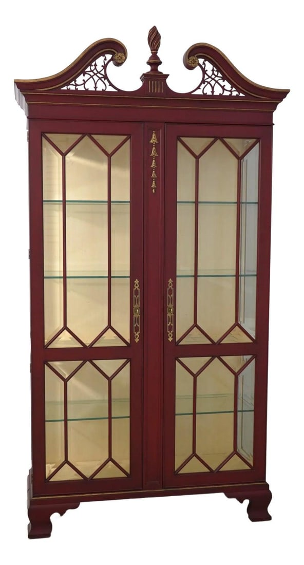 Henkel Harris Model 2348 Red Curio Cabinet Chippendale Design Lighted Interior: Henkel Harris Model 2348 Red Curio Cabinet Chippendale Design Lighted Interior This exquisite Henkel Harris Model 2348 Curio Cabinet, crafted around 2007, features a striking red finish with gold high