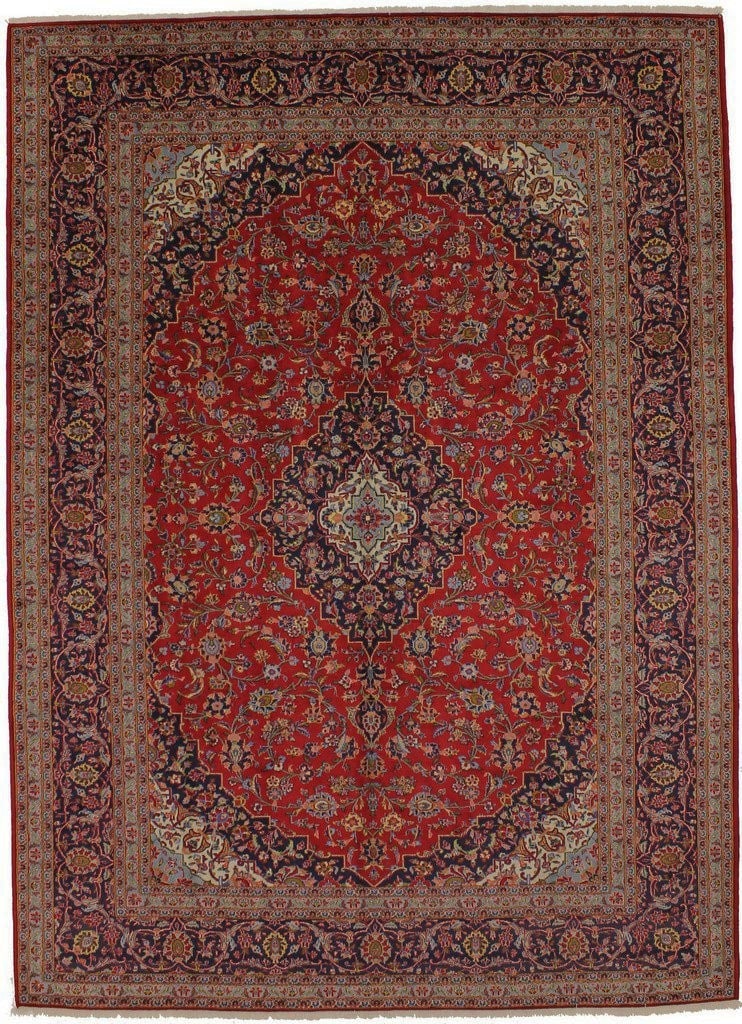 Traditional Vintage Floral Hand-Knotted Wool Area Rug 13'2 x 9'6: Traditional Vintage Floral Hand-Knotted Wool Area Rug 13'2 x 9'6 Enhance your living space with this exquisite 10' x 13' Traditional Vintage Oriental Area Rug, featuring a stunning floral design. Hand