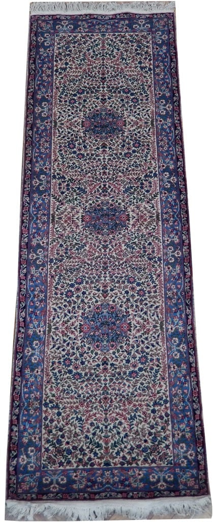 Elegant 3' x 8' Ivory Sino Wool and Silk Runner Rug: Elegant 3' x 8' Ivory Sino Wool and Silk Runner Rug Free continental US Shipping Discover the luxurious 3' x 8' Ivory Sino Wool & Silk Runner Rug, a stunning blend of elegance and comfort. This meticu