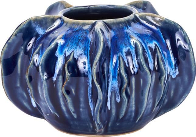 Handmade Medium Blue Luffa Vase 4.5H x 6W x 6D: Handmade Medium Blue Luffa Vase 4.5H x 6W x 6D This artisan-crafted medium blue luffa vase features a stunning unique design, perfect for adding a touch of elegance to any space. Handcrafted with care