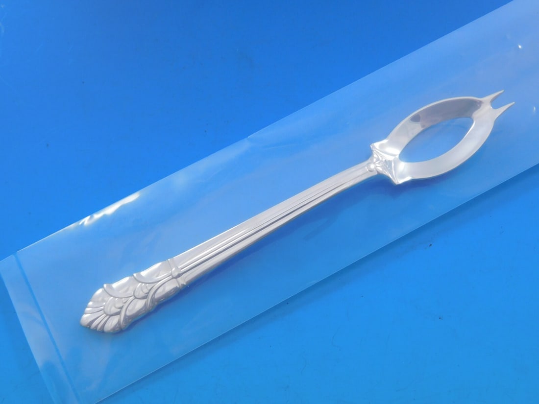Tiffany & Co. Palmette Sterling Silver 6 Inch Olive Spoon (1 of 5)