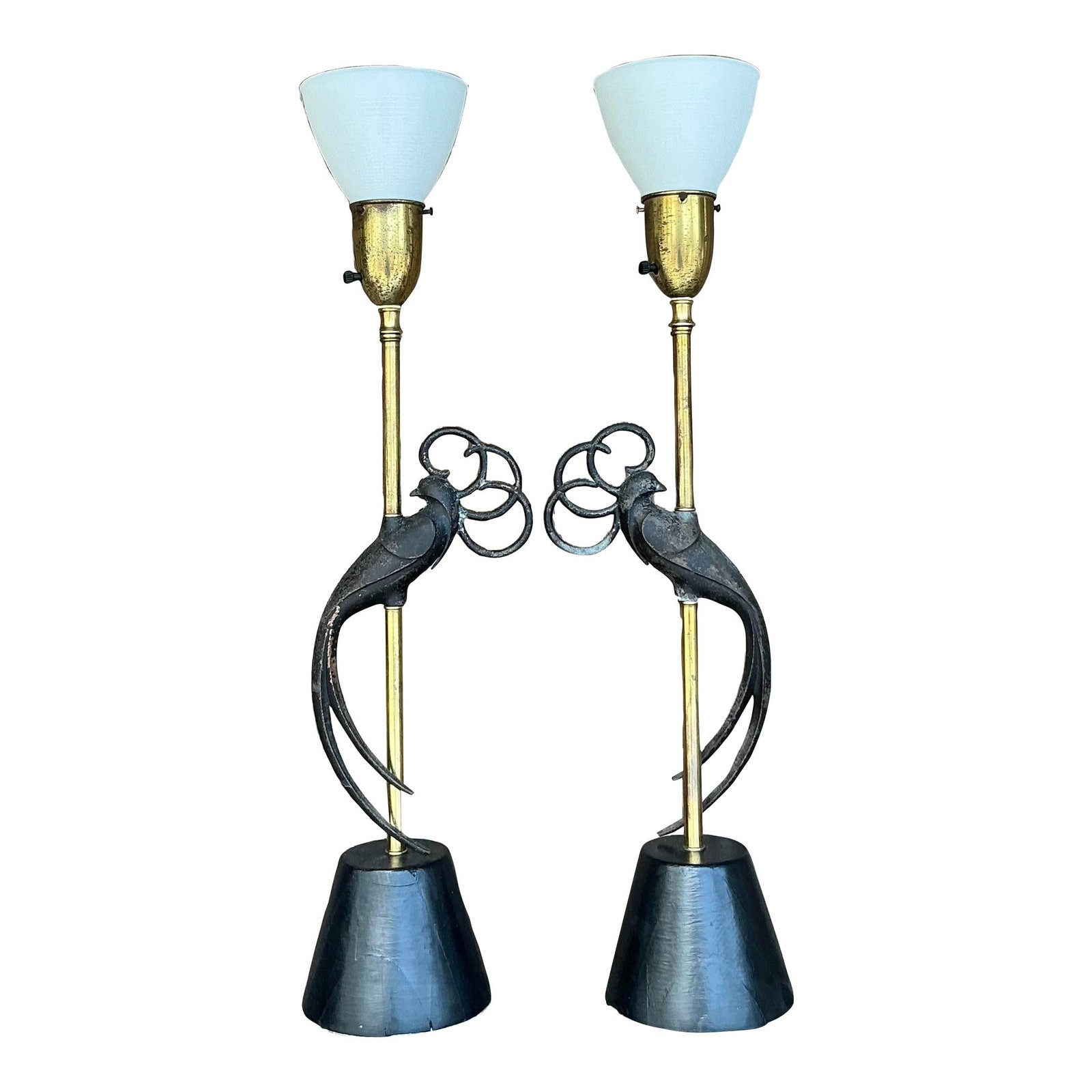 Charming Vintage Boho Rembrandt Lovebirds Lamps Pair: Charming Vintage Boho Rembrandt Lovebirds Lamps Pair Add a touch of whimsical charm to your home with this vintage pair of Boho Rembrandt lovebirds lamps. Featuring intricate detailing, these lamps ar